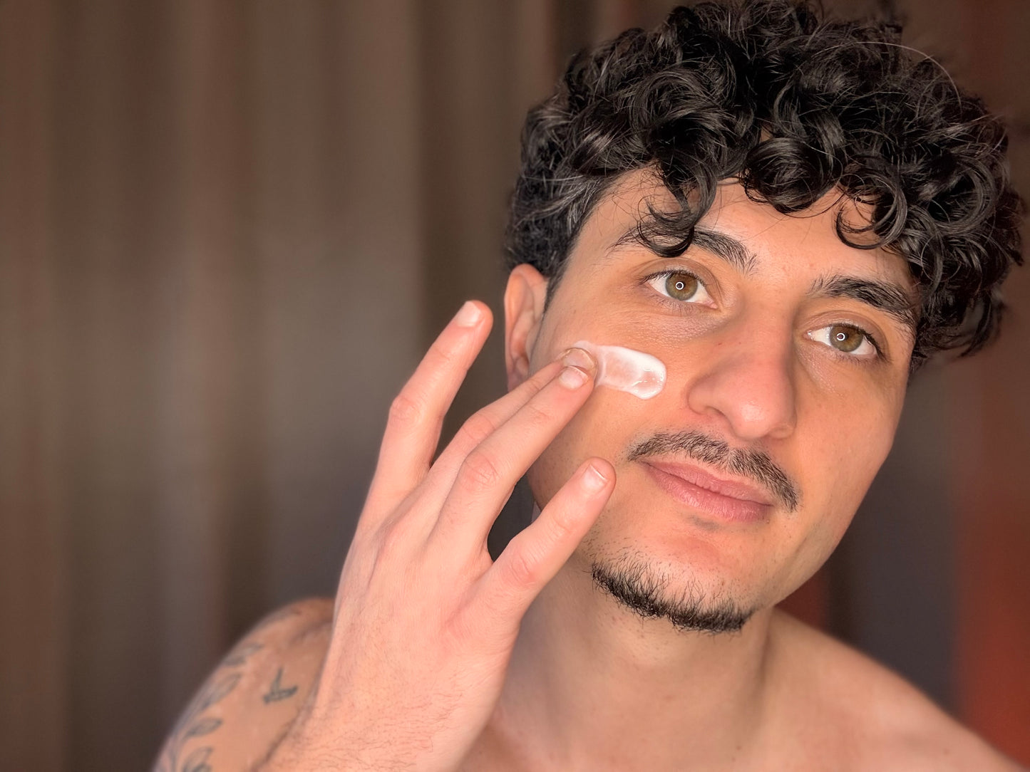 Soin visage homme  nettoyant hydratant nourrissant Monsieur Simple